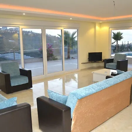 Nieuwe Duplex Met 6 Slaapkamers En Twee Woonkamers Plus Kinderbad Villa Kargicak (Alanya)