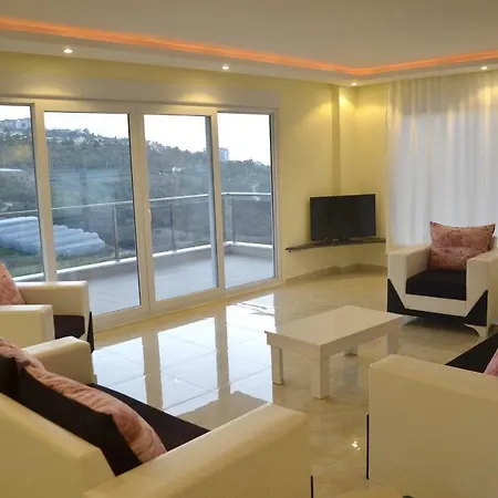 Villa Nieuwe Duplex Met 6 Slaapkamers En Twee Woonkamers Plus Kinderbad *